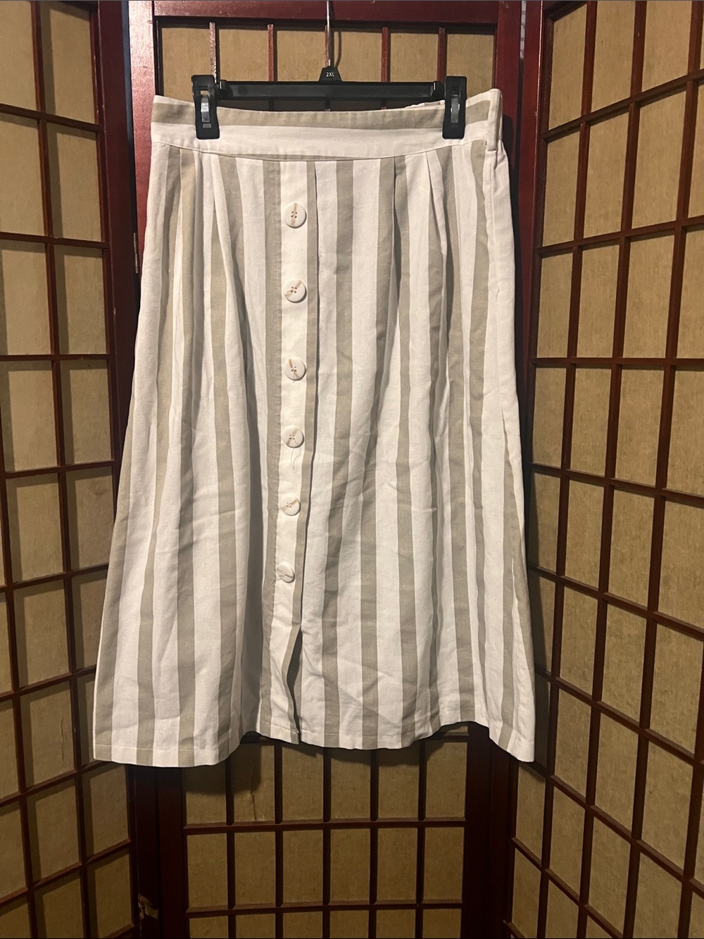 Metro Wear Vertical Striped Midi Skirt in White & Light Gray